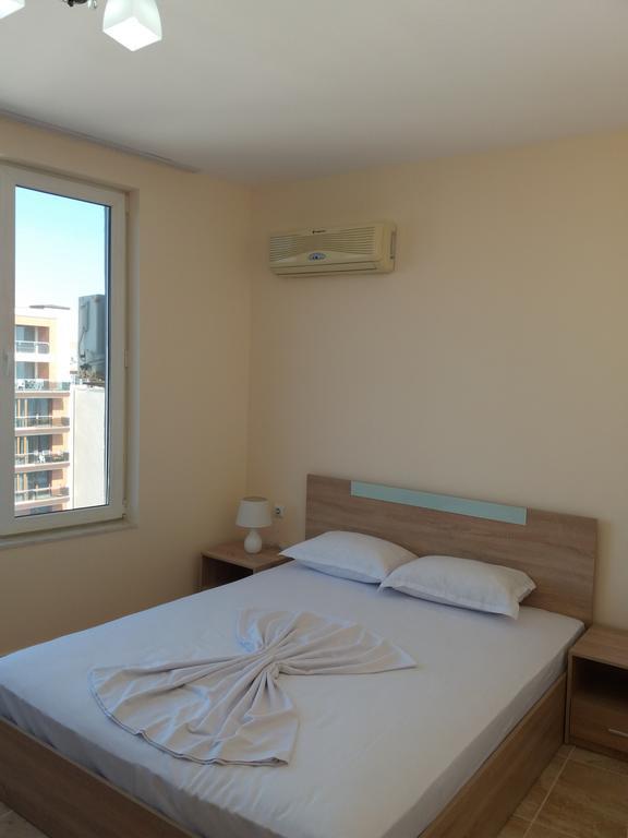 Golden Sea View Apartments 1 Pomorie Exterior foto